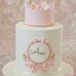 Inspiring princess cakes for a royal princess party! Cute birthday cake ideas for girl birthday party theme or the princess in your life.