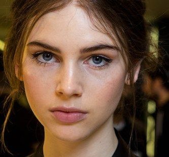 Foto 1 - Tendencia: ¡Recogidos de fiesta!