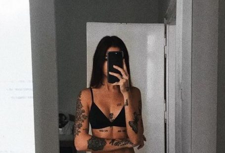 Schöne Blumentätowierungs-Zeichnungsideen für Frauen 21 Kleidung #flowertattoos