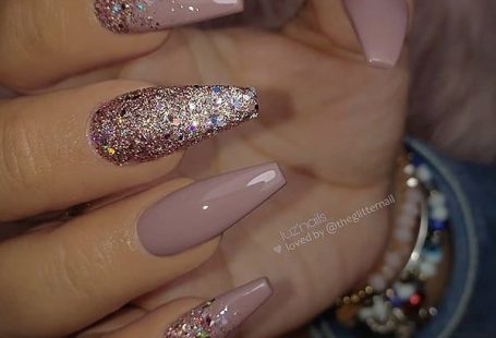 TheGlitterNail ? Get inspired! on Instagram: “✨✨✨✨✨ Mauve and Gli… – Long Nail Designs - Water TheGlitterNail ? Get inspired! on Instagram: “✨✨✨✨✨ Mauve and Gli… – Long Nail Designs - Water,Fingernägel #Designs #Gli #Hair Design #Inspired