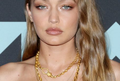 MTV Video Music Awards Red Carpet 2019: Gigi Hadid