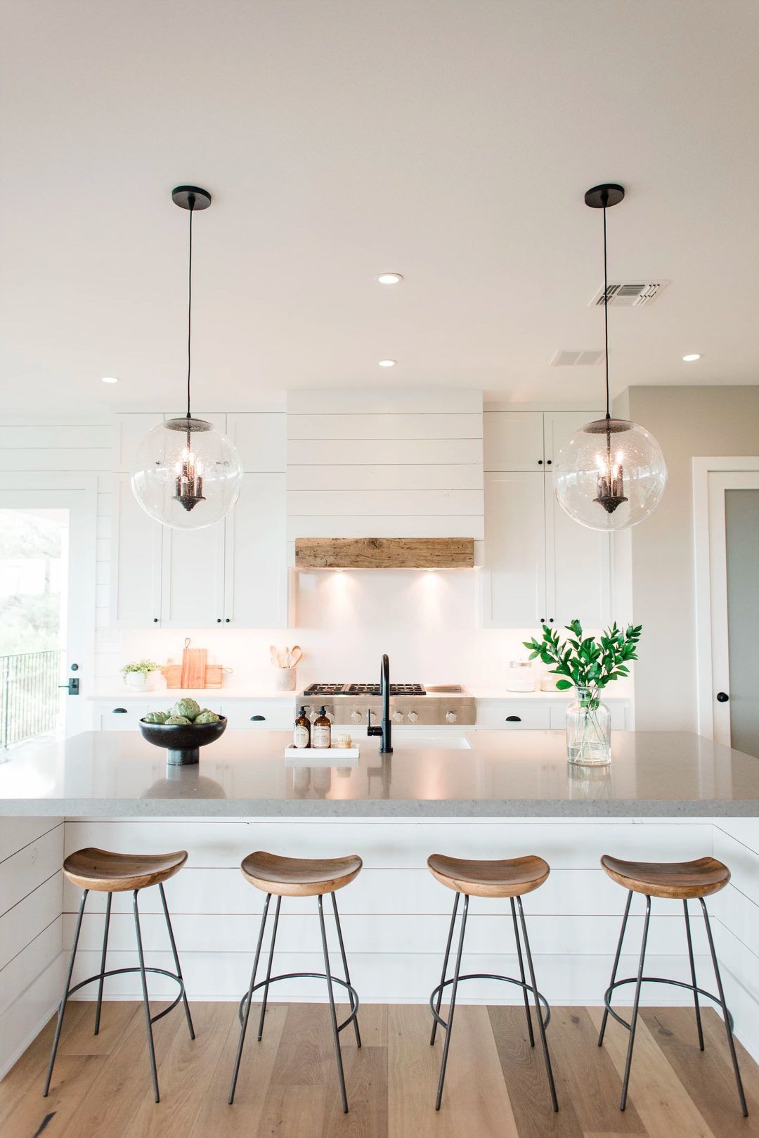 home decor quotes home decor homedecor #homedecor Tour This Gorgeous Sustainable Home | lark amp; linen