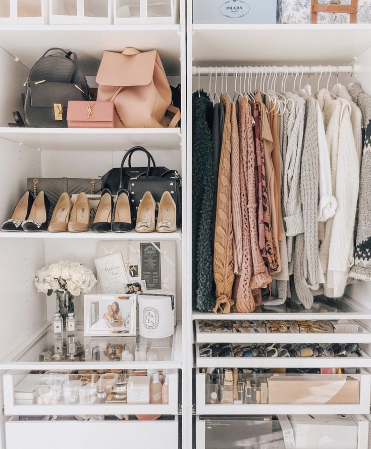 - Un mélange de styles d'intérieur modernes, bohèmes et industriels du mi...  #bohèmes #d39intérieur #de #du #industriels