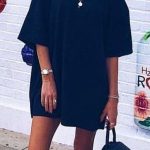 #Zomer # Outfits Zwarte jurk en zwarte bestelwagens lage tops, #bestelwagens #casualoutfitverano #jurk #lage