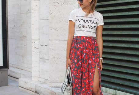 halflange rokken zijn perfect voor de lente wanneer het nog net iets te frisjes is voor een korte rok. Deze outfit is perfect met een leuk jasje erbij voor de lente! #mode #inspiratie #midirok