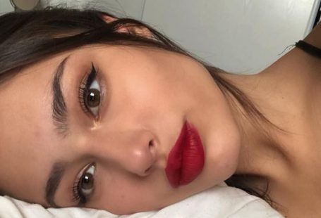 10 Makeup Trends to Try This Winter - Society19