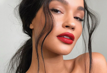 35 Romantic Wedding Makeup Looks to Wear on Your Big Day