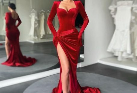 Elegant Sexy Red Evening Dresses for Women Party Wedding Velvet Long Sleeve Maxi Dress with High Split