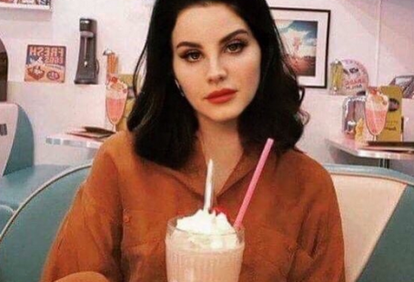 Lana Del Rey uploaded by Carina on We Heart It