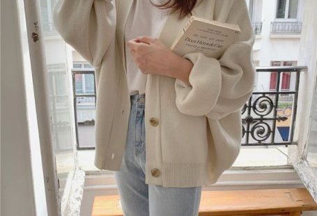 Sweater Weather Minimalist Outfit