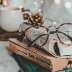 Обои для iPhone | ВКонтакте | Wallpaper iphone christmas, Cute christmas wallpaper, Book wallpaper