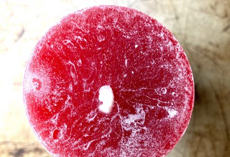 Passion and play, love and lust, sex and sensuality invigorate and revitalize your life. Sex Draw candles embrace the most powerful abilities of seduction and creation. These are drawing candles to bring and pull things to you. There