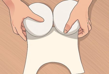 How to Make Fake Breasts (with Pictures)