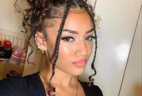Invite Summer Vibes Into Your Look With These Effortlessly Sexy Curly Hairstyles