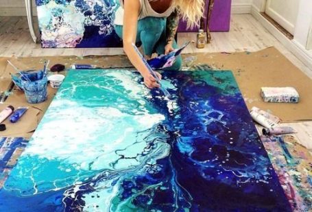 Learn acrylic pour painting techniques for your prettiest DIY wall art ever! If you are not familiar with acrylic pour painting techniques and recipes but were always dreaming about creating good-looking DIY wall art, then here is your lucky chance!