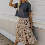 Skirts trends 2021 here! Wondering what skirts are in style for summer 2021? What skirt type should you wear this season? Or where to buy the most stylish skirt that would fit you perfectly online? If you said yes, at least once, then scroll down to see the list of all the skirt types in style for summer 2021, now! Yes, here’s a list of all, but seriously all, must have skirts in fashion for 2021.