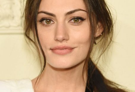 Phoebe Tonkin