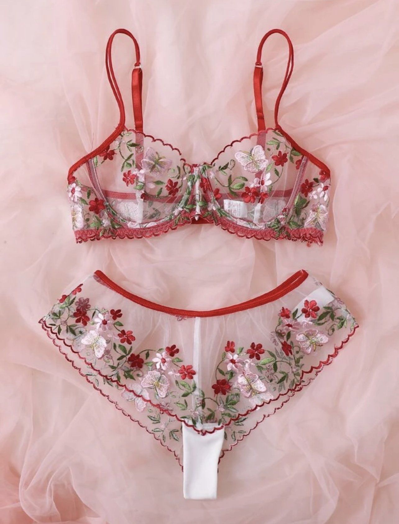 Description Style: Sexy Color: Multicolor Pattern Type: Floral Details: Contrast Lace, Embroidery Type: Sexy Sets Bra Type: Underwire Belt: No Body: Unlined Chest pad: No Padding Care Instructions: Hand wash, do not dry clean Material: Velvet Composition: 95% Nylon, 5% Polyester Fabric: Slight Stretch