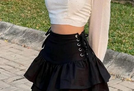 Goth Black Y2K Lolita Mini Skirt