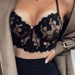 Size: S,M,L,XL,2XL,3XL;Style:Sexy,RomanticType:BraletteMaterial:PolyesterNeckline:V-NeckSleeve Style:Spaghetti StrapLength:RegularPattern Type:PlainFit Type:RegularOccasion:HomePackage Include:1*Bras