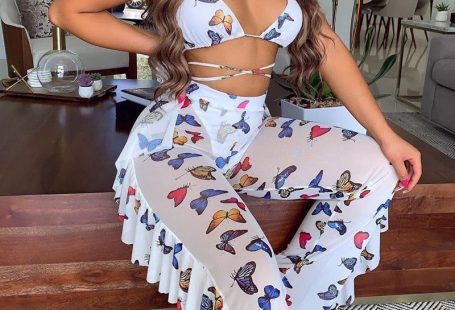 Bra top and ruffle mesh pants bikini swimsuit cover ups Material: SpandexMaterial: AcrylicPattern Type: PrintStyle: Young StyleFit: Fits true to size, take your normal sizecolor: candy colorgender: women female