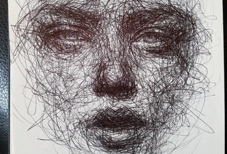 Self-Taught Artist Makes Amazing Female Portraits Based On Doodles