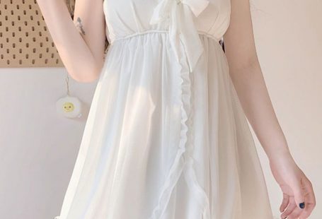 Feminine Lace Summer Sleepwear Dress Pajama Set (2-Piece)