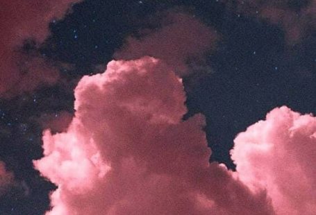 50+ Cloud Aesthetic Wallpapers For iPhone (2022 List)