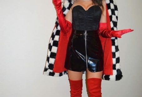 75 SUPER CUTE COLLEGE HALLOWEEN COSTUMES/ PARTY