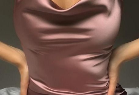 Silky mini dress ideas 💡.