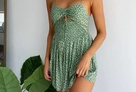 Çiçek Desenli Yazlık Kısa Elbise