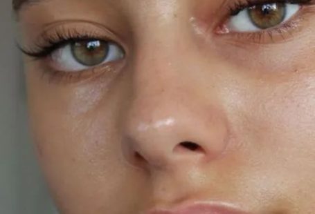 15 Beauty Hacks You Need To Know For Quarantine - Society19