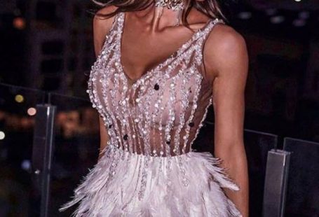 Sexy V-neck Sleeveless Feather Mini Gown Tassel Sequin Ladies Slim Evening Dress for women