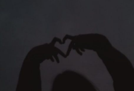 Noodjasber adlı kullanıcının Me panosundaki Pin | Fotoğraf, Kızlar, Yaratıcı in 2022 | Black aesthetic wa… in 2022 | Girl shadow, Black aesthetic, Black aesthetic wallpaper