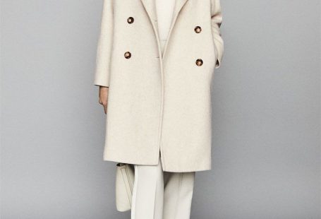 Outfit Formula: Light Neutral Monochrome