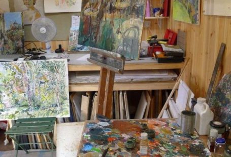 Why Every Creative Should Read The Artist’s Way - Society19