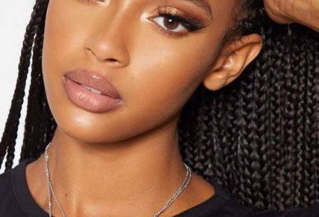 Fake a Good Night's Sleep With These 11 Sleepytime Skin Care Products