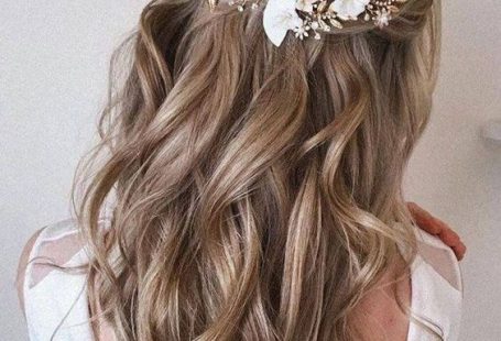 Brautfrisuren halboffen: 73 traumhafte Ideen