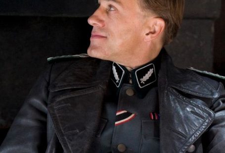 Christoph Waltz Is Sexy: 10 Examples (As If You Needed Any Convincing)