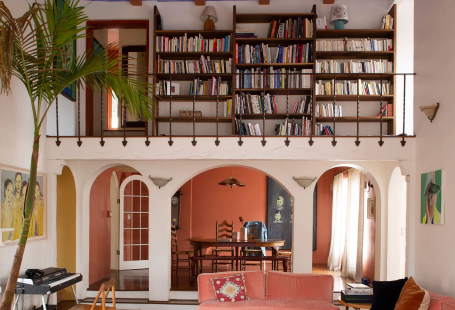 Dans la maison de l'artiste française Claire Tabouret à Los Angeles