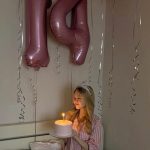 Discover More 39+ sexy poses for nude selfies | sexy mirror selfie poses | Selfie beach trends