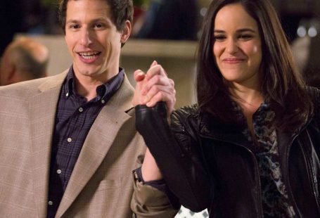 Every Sex-Tape Joke That Andy Samberg Has Made on Brooklyn Nine-Nine