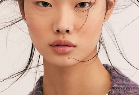 Fake a Good Night's Sleep With These 11 Sleepytime Skin Care Products