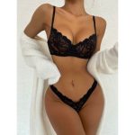 Femme Fatale Intimates & Sleepwear | Sexy Floral Lace Lingerieset | Color: Black | Size: Various