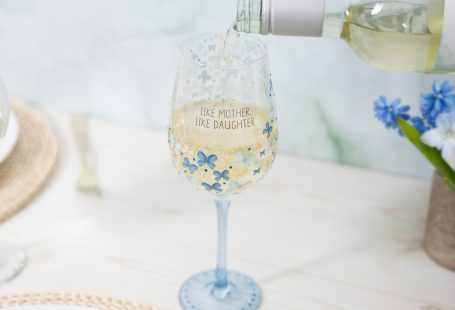 Like Mother 16 oz Wine Glass
