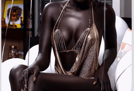 This Stunning Model Was Asked If She'd Bleach Her Skin For $10,000. This Was Her Response