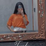 Unlock More  39+ best way to take sexy selfies | mirror selfie pose | sexy selfie poses for women