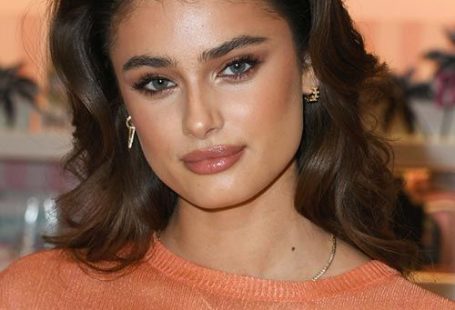 36 Most Beautiful American Girls (Pictures) – 2024 Update