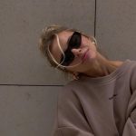 40+ sexy selfie poses for women - Fun selfie ideas