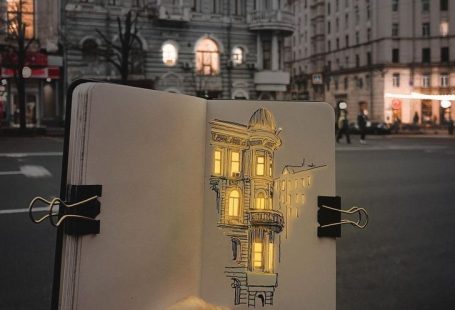 An Artist Uses a Special Technique to Make Pencil Drawings Glow With Life (15 Photos)